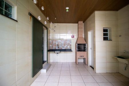 Casa para alugar com 60m², 2 quartos e 2 vagasÁrea Externa 