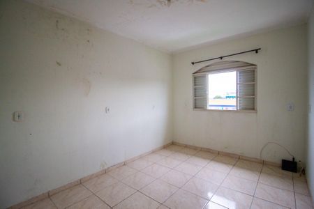 Casa para alugar com 60m², 2 quartos e 2 vagasQuarto 2