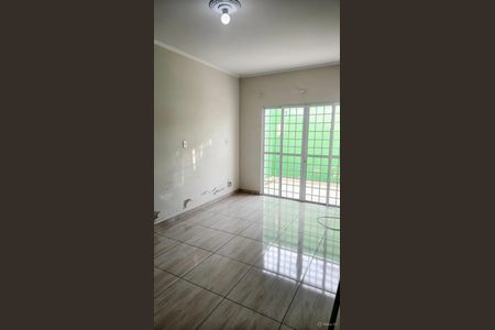 Quarto 2 de casa para alugar com 2 quartos, 60m² em Jardim Parana, Sorocaba