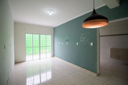Sala de casa para alugar com 2 quartos, 60m² em Jardim Parana, Sorocaba