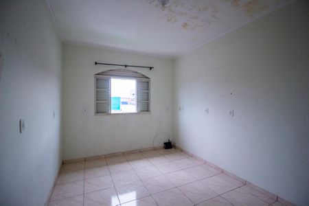 Casa para alugar com 60m², 2 quartos e 2 vagasQuarto 2
