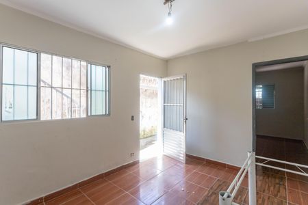 Sala  de casa à venda com 4 quartos, 300m² em Jardim Miriam, São Paulo