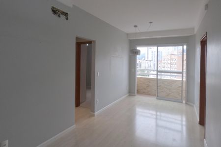Apartamento para alugar com 60m², 2 quartos e 1 vagaSala