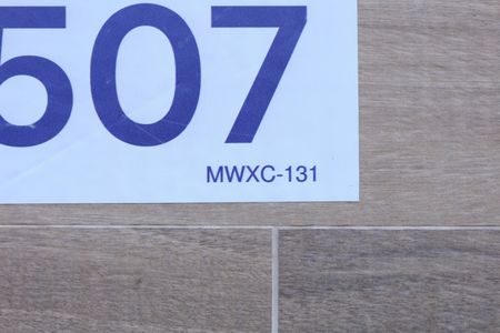 Apartamento à venda com 35m², 2 quartos e sem vagaPlaca instalada na fachada do condomínio - Código da placa: MWXC-131