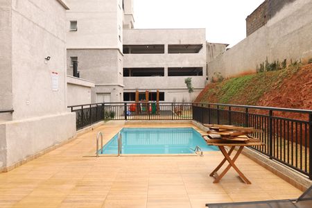 Apartamento à venda com 35m², 2 quartos e sem vagaÁrea comum - Piscina