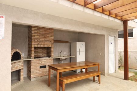 Apartamento à venda com 35m², 2 quartos e sem vagaÁrea comum - Área gourmet