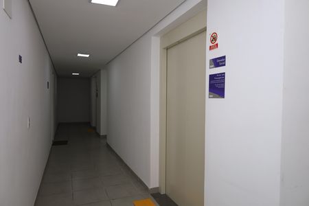 Apartamento à venda com 35m², 2 quartos e sem vagaÁrea comum - Saguão do andar