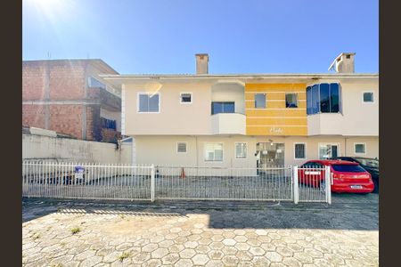Apartamento para alugar com 50m², 2 quartos e 1 vagaFachada