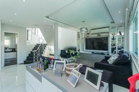 Sala de casa para alugar com 4 quartos, 362m² em Jardim Dona Leopoldina, Porto Alegre