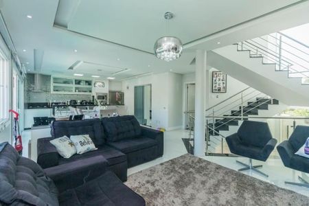 Sala de casa para alugar com 4 quartos, 362m² em Jardim Dona Leopoldina, Porto Alegre