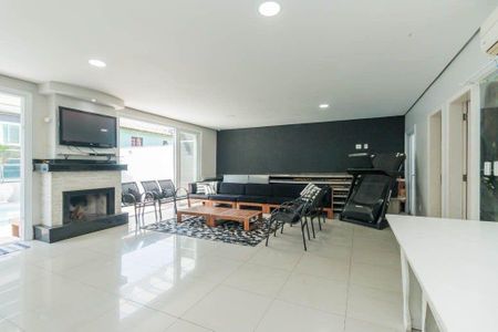 Sala de casa para alugar com 4 quartos, 362m² em Jardim Dona Leopoldina, Porto Alegre