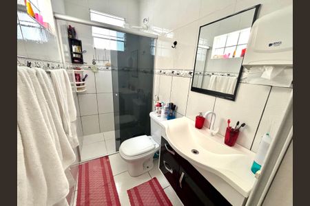 Casa à venda com 125m², 5 quartos e 2 vagasBanheiro da Suíte 1