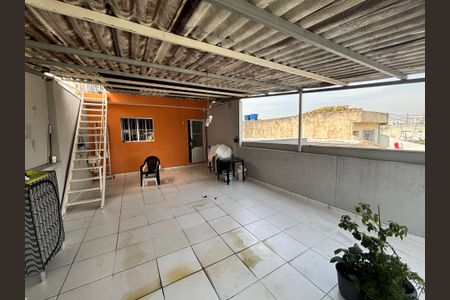 Casa à venda com 125m², 5 quartos e 2 vagasQuintal