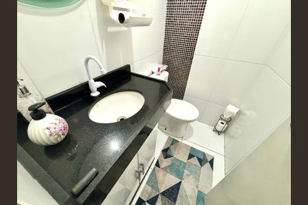 Casa à venda com 125m², 5 quartos e 2 vagasBanheiro 1
