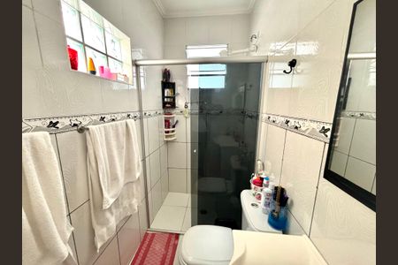 Casa à venda com 125m², 5 quartos e 2 vagasBanheiro da Suíte 1