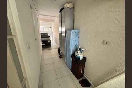 Casa à venda com 125m², 5 quartos e 2 vagasCorredor