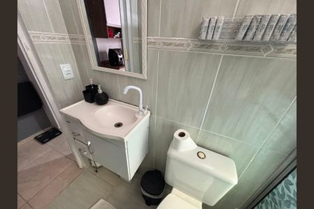 Casa à venda com 125m², 5 quartos e 2 vagasBanheiro 3