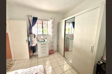 Casa à venda com 125m², 5 quartos e 2 vagasQuarto 1