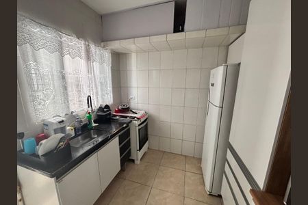Casa à venda com 125m², 5 quartos e 2 vagasCozinha 2