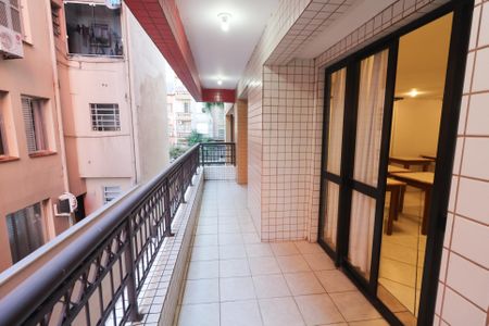 Apartamento à venda com 95m², 2 quartos e 1 vagaSacada - Salão de festas