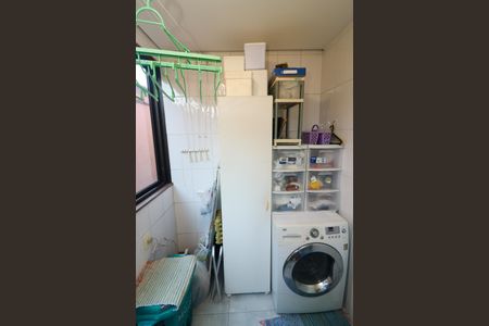 Apartamento à venda com 95m², 2 quartos e 1 vagaÁrea de Serviço