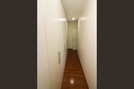 Apartamento à venda com 95m², 2 quartos e 1 vagaCloset