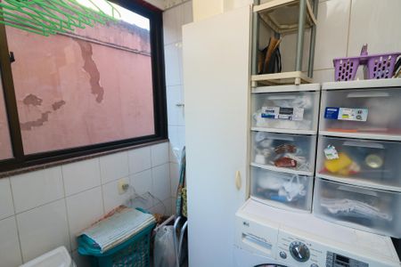 Apartamento à venda com 95m², 2 quartos e 1 vagaÁrea de Serviço