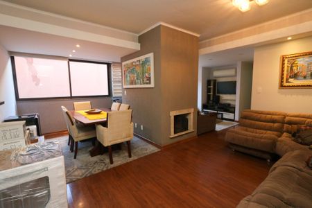 Apartamento à venda com 95m², 2 quartos e 1 vagaSala de Jantar