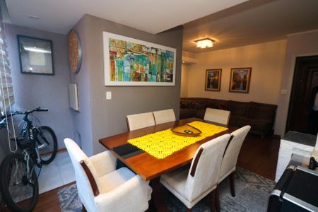 Apartamento à venda com 95m², 2 quartos e 1 vagaSala de Jantar