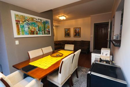 Apartamento à venda com 95m², 2 quartos e 1 vagaSala de Jantar