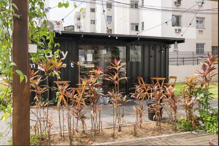 Apartamento à venda com 47m², 2 quartos e sem vagaÁrea comum - Mini mercardo