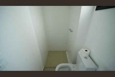 Apartamento à venda com 45m², 2 quartos e 1 vagaBanheiro Social