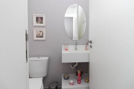 Casa de condomínio para alugar com 100m², 2 quartos e 2 vagas Casa de condomínio para alugar com 100m², 2 quartos e 2 vagasLavabo