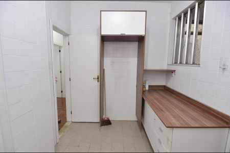 Apartamento à venda com 85m², 2 quartos e sem vaga Apartamento à venda com 85m², 2 quartos e sem vagaCozinha