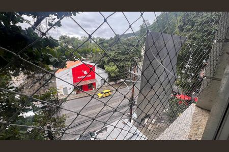 Apartamento à venda com 85m², 2 quartos e sem vaga Apartamento à venda com 85m², 2 quartos e sem vagaFachada