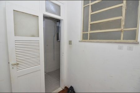 Apartamento à venda com 85m², 2 quartos e sem vaga Apartamento à venda com 85m², 2 quartos e sem vagaQuarto de Serviço
