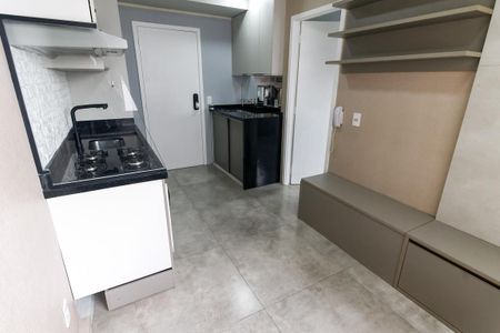Sala de apartamento para alugar com 1 quarto, 24m² em Paraíso do Morumbi, São Paulo