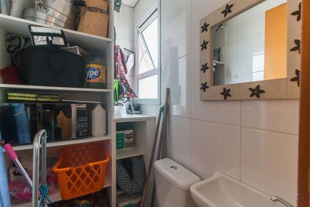 Apartamento para alugar com 150m², 3 quartos e 3 vagasBanheiro de Serviço