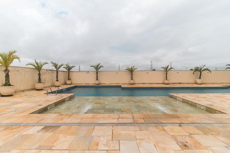 Apartamento para alugar com 150m², 3 quartos e 3 vagasÁrea comum - Piscina