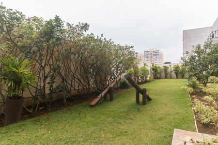 Apartamento para alugar com 150m², 3 quartos e 3 vagasÁrea comum - Playground