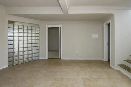 Sala de casa para alugar com 1 quarto, 149m² em Centro, Canoas
