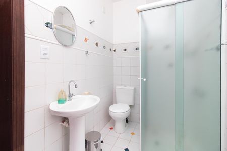 Casa para alugar com 288m², 4 quartos e 4 vagas Casa para alugar com 288m², 4 quartos e 4 vagasBanheiro 2