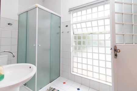 Casa para alugar com 288m², 4 quartos e 4 vagas Casa para alugar com 288m², 4 quartos e 4 vagasBanheiro 2
