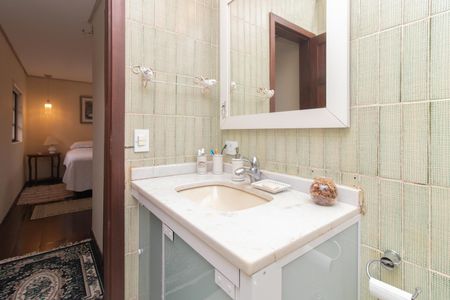 Casa para alugar com 288m², 4 quartos e 4 vagas Casa para alugar com 288m², 4 quartos e 4 vagasBanheiro do Quarto 2