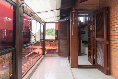 Casa para alugar com 288m², 4 quartos e 4 vagas Casa para alugar com 288m², 4 quartos e 4 vagasVaranda do Quarto 3