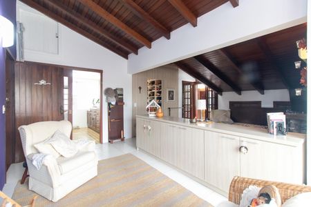 Casa para alugar com 288m², 4 quartos e 4 vagas Casa para alugar com 288m², 4 quartos e 4 vagasQuarto 3