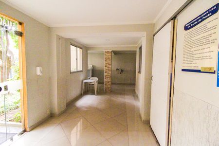 Apartamento para alugar com 48m², 2 quartos e 1 vagaÁrea comum - Salão de festas
