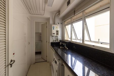 Apartamento à venda com 137m², 3 quartos e 2 vagasÁrea de Serviço