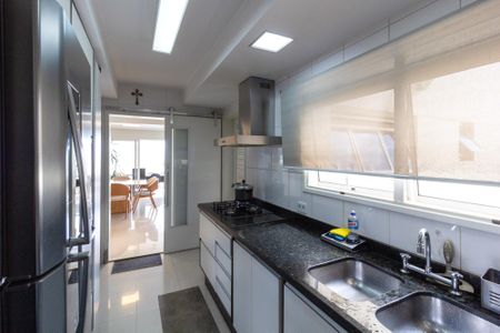 Apartamento à venda com 137m², 3 quartos e 2 vagasCozinha