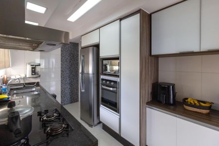 Apartamento à venda com 137m², 3 quartos e 2 vagasCozinha